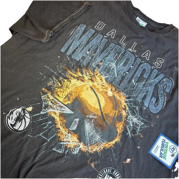 47' brand Vintage Tubular DALLAS MAVERICKS  Distressed Tshirt Adult 2X - Picture 2 of 6